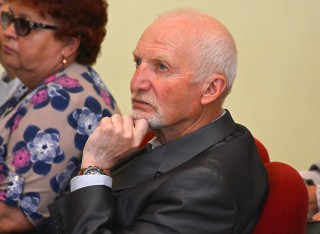 Лампасов Леонид Кириллович Лампасов Леонид Кириллович