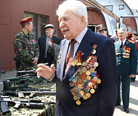 В Иванове коллеги и общественники посетили ветерана Великой Отечественной войны легенду регионального уголовного розыска Бориса Гурова