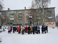 Выездной  мастер – класс (открытая  тренировка) по северной ходьбе  в городском парке  города Кинешмы,  посвященный  Дню Героев Отечества
