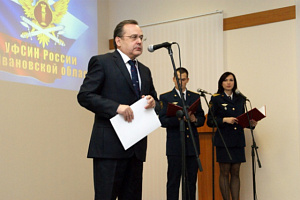  Ветеранов уголовно-исполнительной системы поздравил первый вице-спикер Анатолий Буров