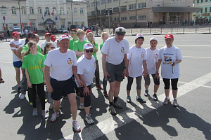 Ветераны в легкоатлетической эстафете на призы газеты "Рабочий край"