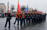  В областном центре прошел митинг и военный парад, посвященные Дню Победы
