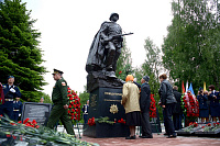  В Балино открыт новый памятник советскому солдату