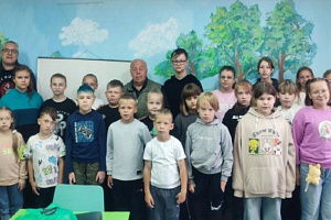 В каникулы продолжается систематическая работа по патриотическому воспитанию молодежи.
