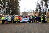 Соревнования по скандинавской ходьбе среди представителей старшего поколения в Юже с участием команд из Южи,Холуя, Мостов и Палеха