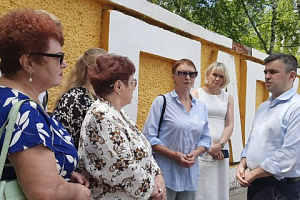 Актив  Заволжской районной ветеранской организации  пожелал исполняющему обязанности главы района Николаю Кострову успехов на новой должности