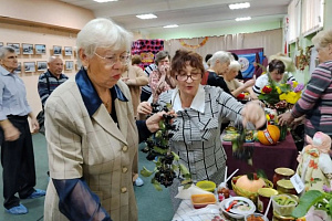 В Иванове открылась выставка под названием «Урожай года». Это событие подчёркивает важность активного образа жизни для долголетия