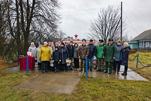 Торжественное мероприятие в посёлке Лух, приуроченное к 105-летию со дня рождения Героя Советского Союза Степана Васильевича Суворова Торжественное мероприятие в посёлке Лух, приуроченное к 105-летию со дня рождения Героя Советского Союза Степана Васильевича Суворова