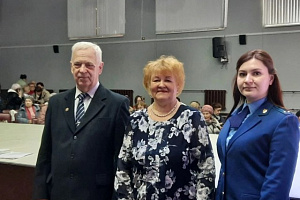 Ивановский университет «Третий возраст»: занятие по правовой грамотности в вопросах трудового права, ветеранства и положенных льгот.