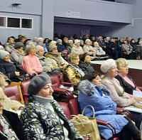 Лекцию «Мифы о блокаде Ленинграда» для слушателей народного университета «Третий возраст» прочитал кандидат исторических наук Б.Ю. Мурванидзе