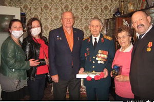 Поздравление ветеранов-участников Великой Отечественной войны с Днём Великой Победы!