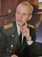 Поздравляем Лампасова Леонида Кирилловича, полковника внутренней службы в отставке, председателя Ивановской региональной организации ветеранов с 80-летем!