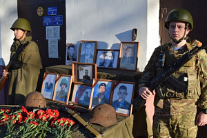 В Иванове состоялась мемориальная акция «День белых журавлей» В Иванове состоялась мемориальная акция «День белых журавлей»